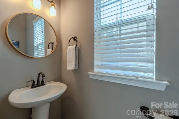 Powder room