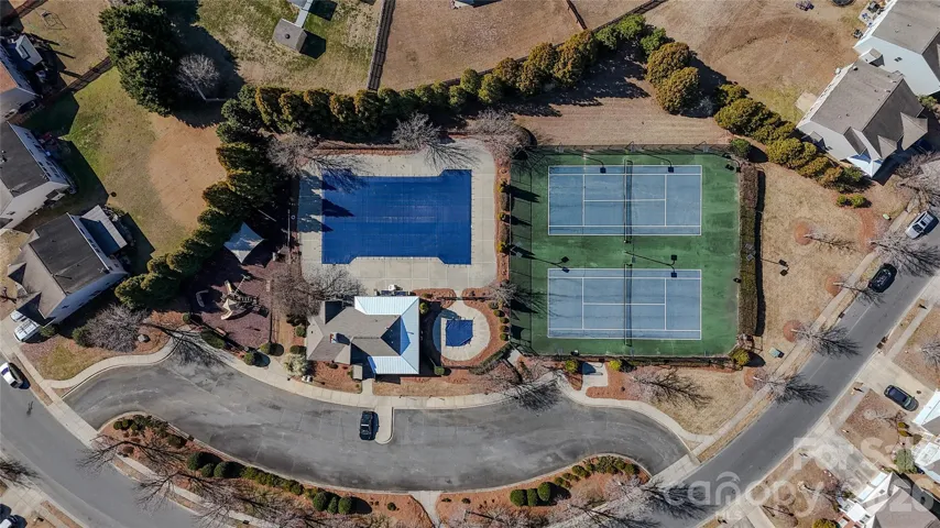 Neighborhood amenities