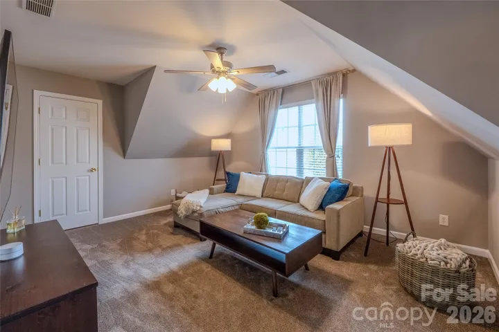 Upstairs bonus room 