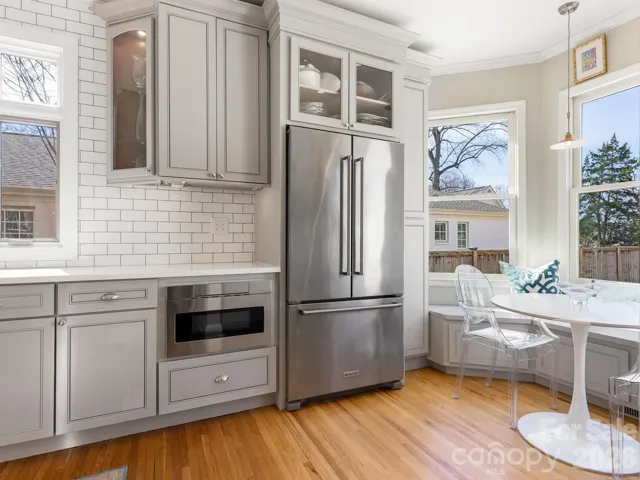 Breakfast Nook/Kitchen