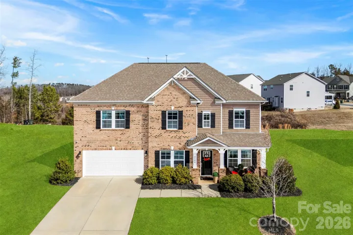Welcome to 2146 Grist Mill Dr SW!