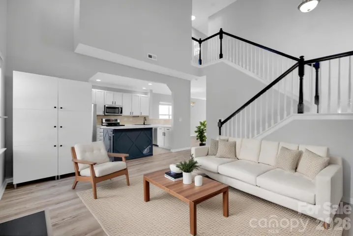 Virtual Staging - Living Room