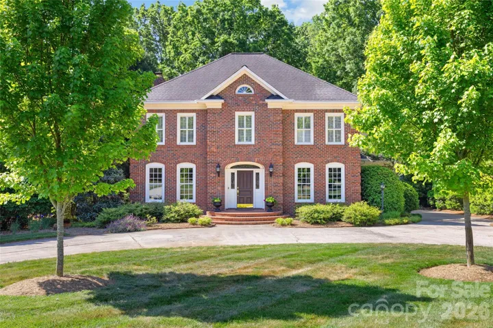 Beautiful curb appeal.