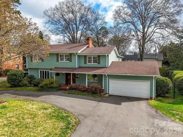 Spring has sprung at 1535 Providence Road