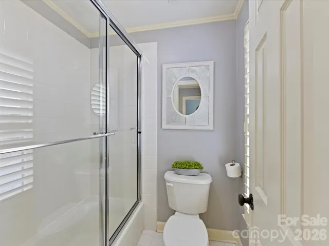 Jack & Jill Bath