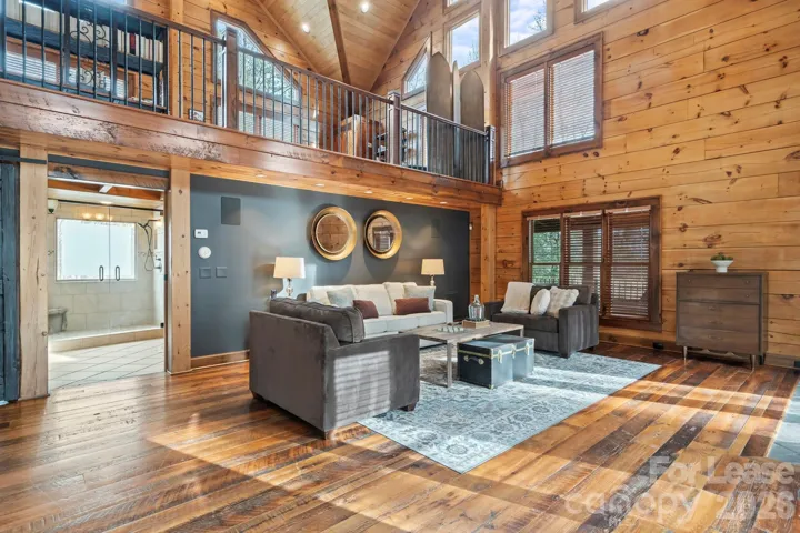 Family Room w/full bath 1 access; all sofas are sleepers