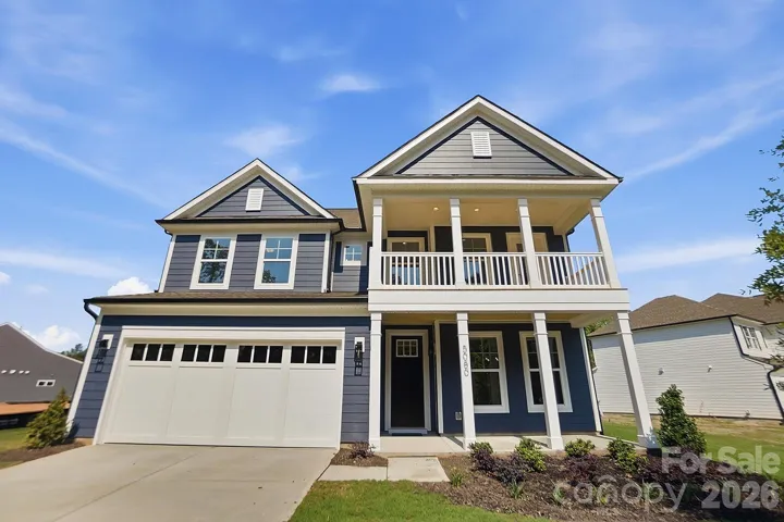 Homesite 89 features a Davidson H floorplan