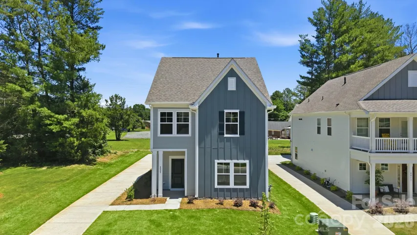 Welcome home to 4009 Grommet Court!