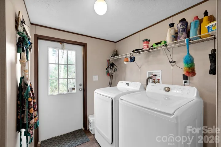 Mud Room / Laundry