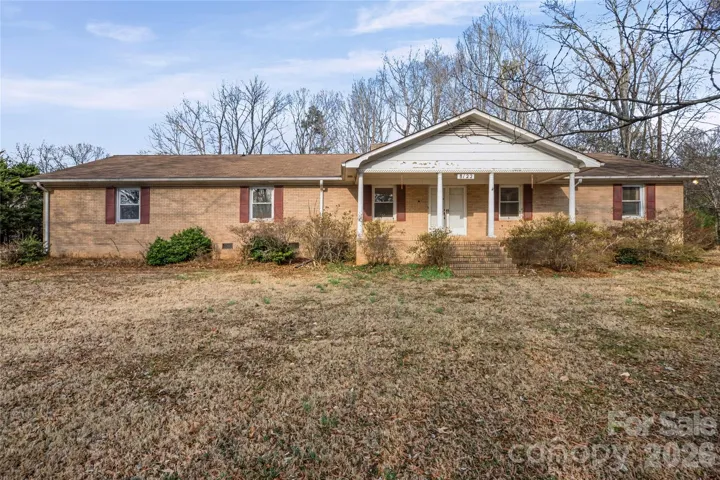 Sprawling ~2200 SF Ranch on 1+ Acre Lot