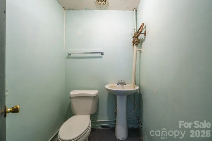 1170