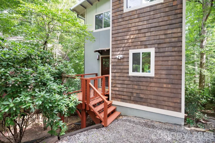 Modern West Asheville Charmer