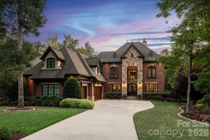 Stunning curb appeal