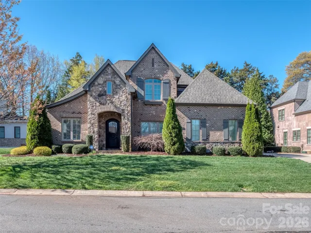 Welcome Home to Shadowcreek.  A private, gated community in Cornelius.