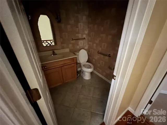 1170