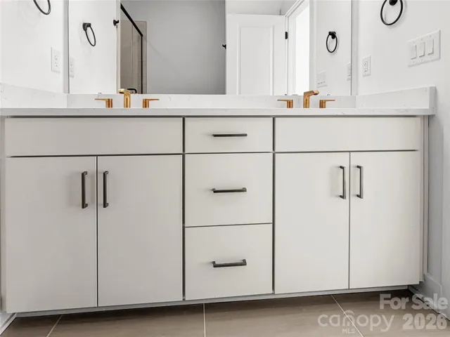 Owners' Bath
