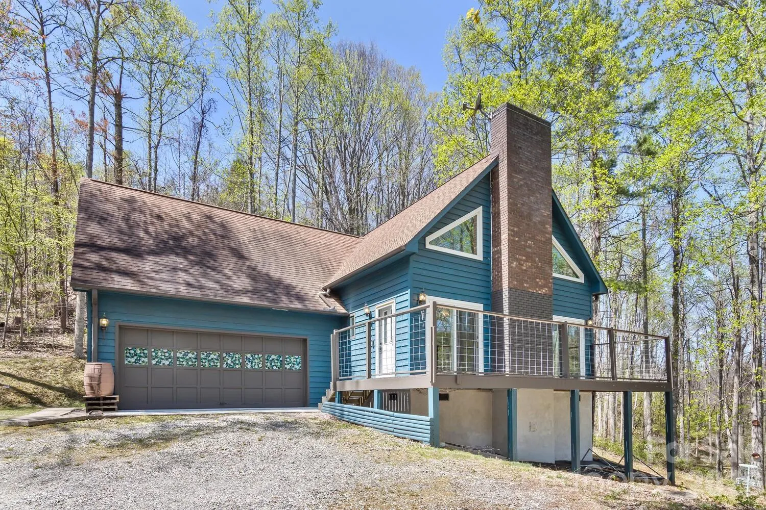 53 Benfield Road, Weaverville, North Carolina 28787