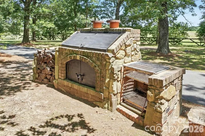 Stone Smoker