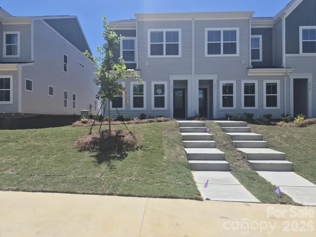 Homesite 3 is an end-unit Cannalily floorplan