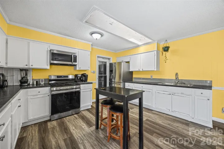 1170