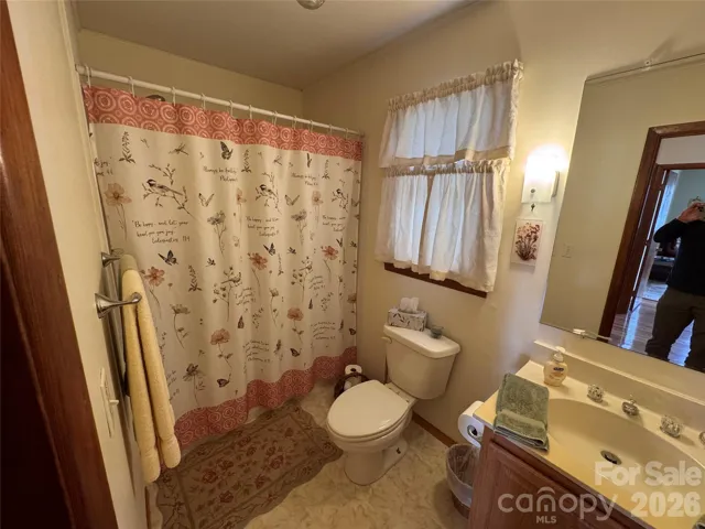 1170