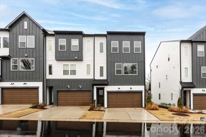 End Unit 3 Story Townhome in Archer Row