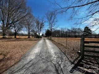 Entry from Allen Black Road