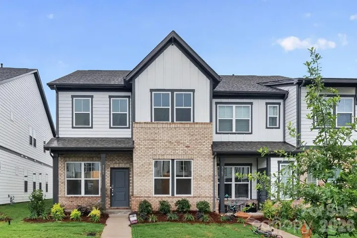 3165 Beacon Heights Road ~ Ready Now