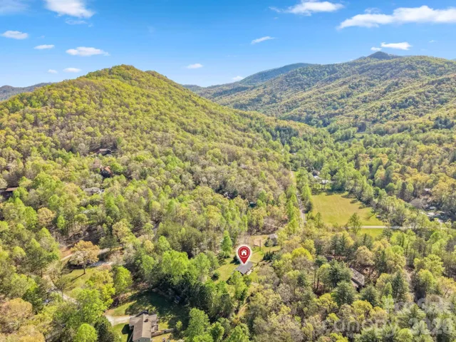 Red Bubble shows home location in the mountains of WNC