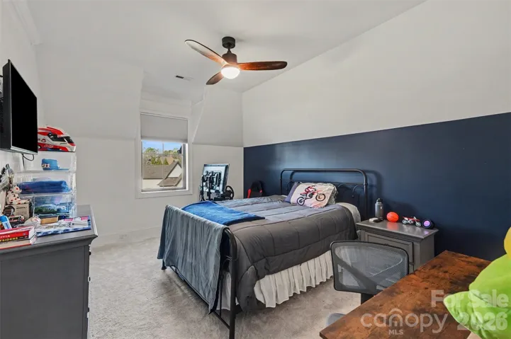 Perfect size bedrooms with cat-5 connections throughout