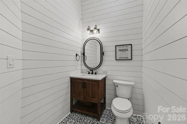 1/2 Bath Downstairs by the Kitchen and Laundry Room