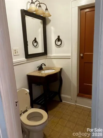 1170