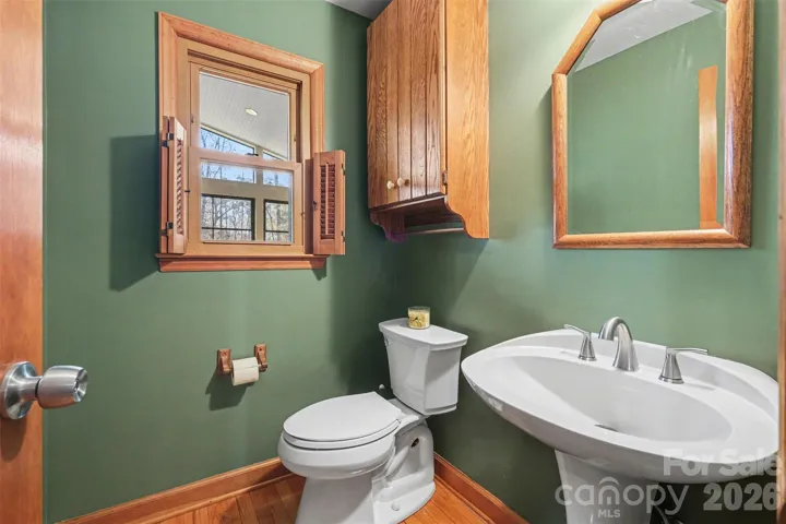 1170