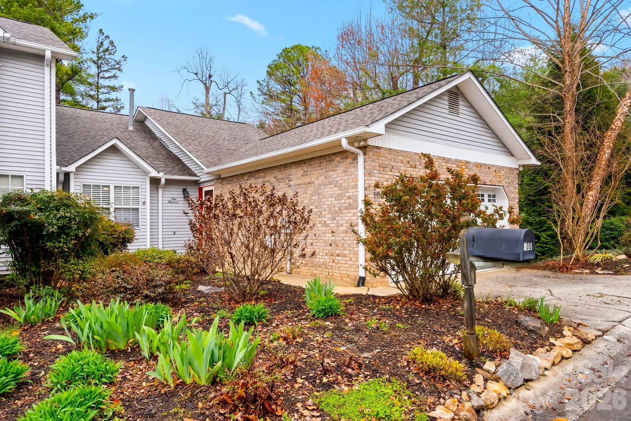 100 Thistle Knoll Court, Asheville, North Carolina 28803