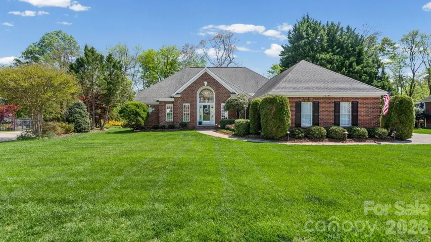 Full Brick Ranch Home with .50 acre lot!