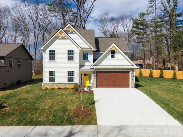 Stunning New Construction in Highly Desirable Legacy Park