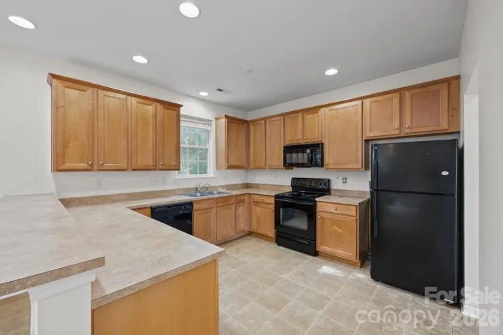 Functional Kitchen 