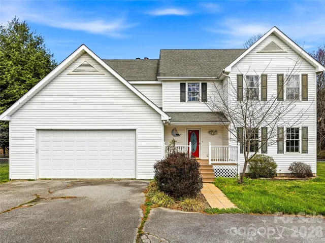 3 Bedroom; 2.5 Bath ; 2 Car Gargage on 2.33 acres