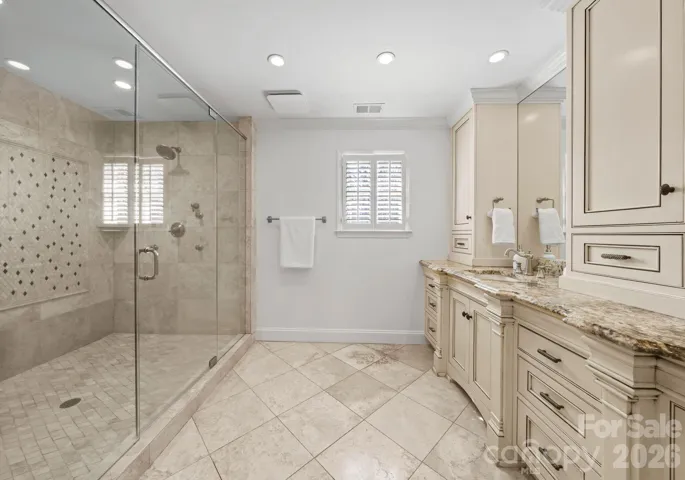 Primary bath.