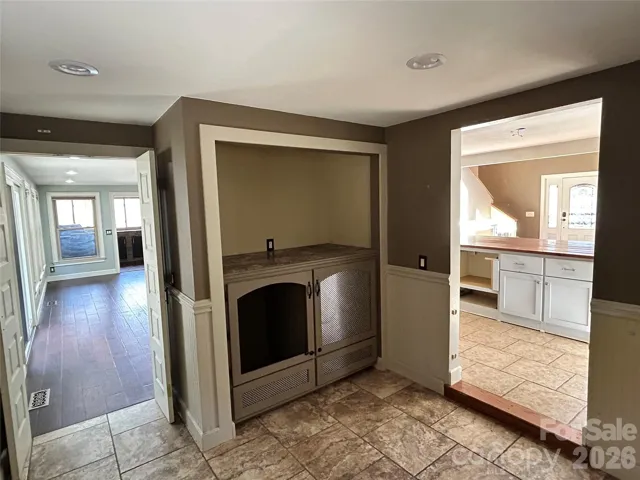 Foyer into sunroom