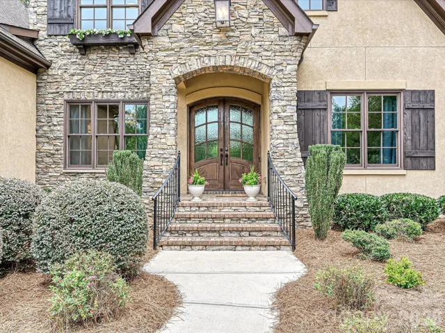 Beautiful entry