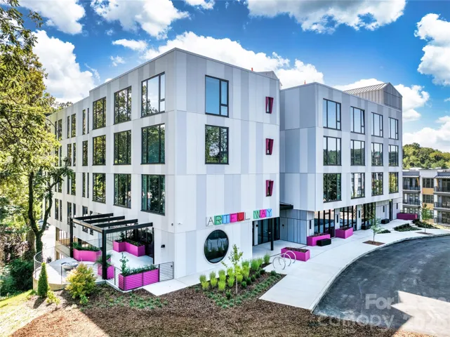 31 Artful Way