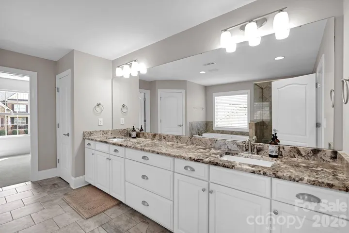 Primary Bath - 2nd Floor