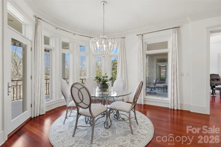 Breakfast area, casual, open, right off the kitchen.