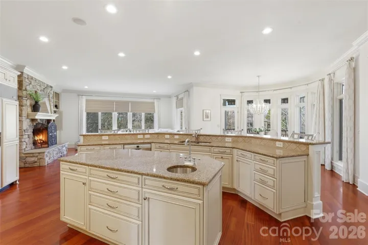 Every angle of this kitchen works.