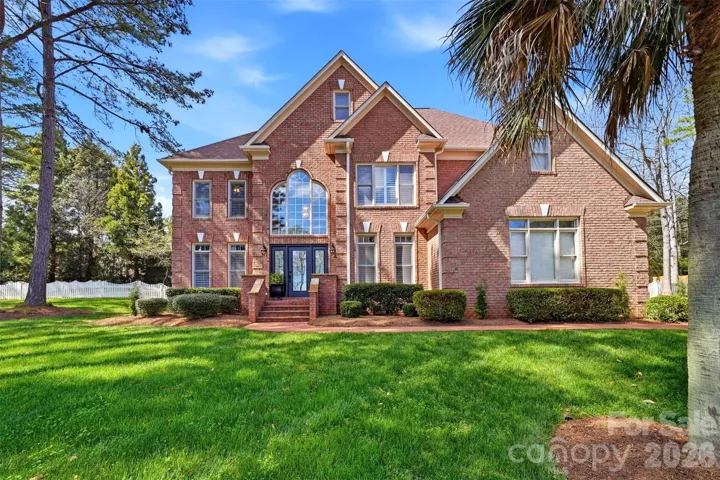 Welcome to 6041 Bluebird Hill Lane