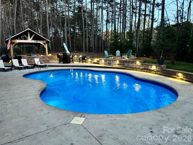 Landscaping & pool lights