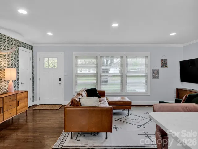 Plenty of natural light