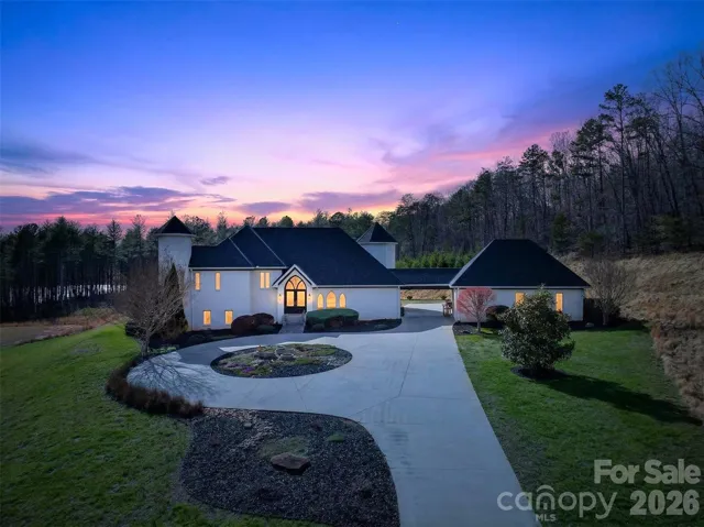 Gorgeous home, one-of-a-kind property