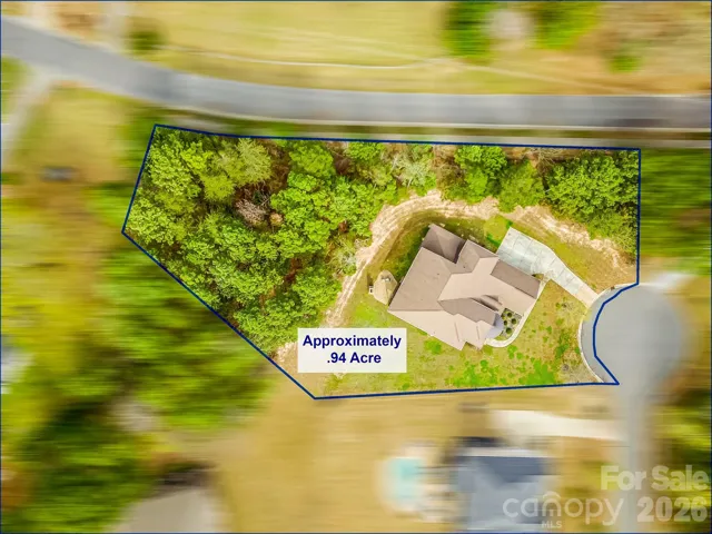 Aerial View with approximate lot lines.